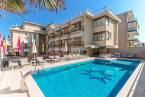 Гостиница Hotel Jesulum  Лидо-Ди-Езоло